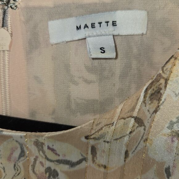 Maette Womens Small Top Peach Blouse Floral Peplum Short Sleeve Lightweight - Picture 2 of 10